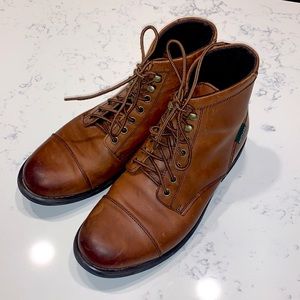 Men’s Eastland Leather Boots Size 9
